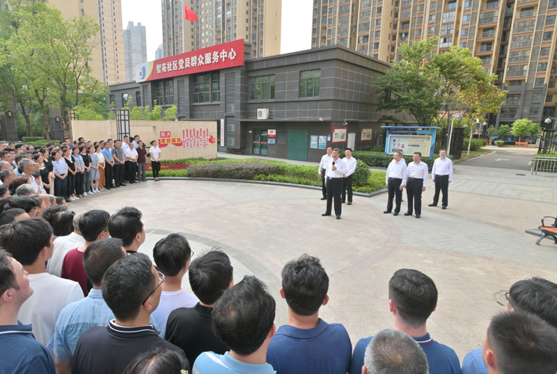 习近平在湖北武汉考察时强调：把科技的命脉牢牢掌握在自己手中 不断提升我国发展独立性自主性安全性