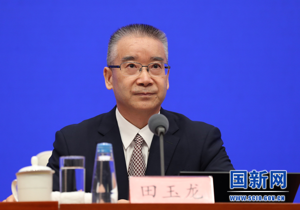 国务院新闻办就2022年上半年工业和信息化发展情况举行发布会