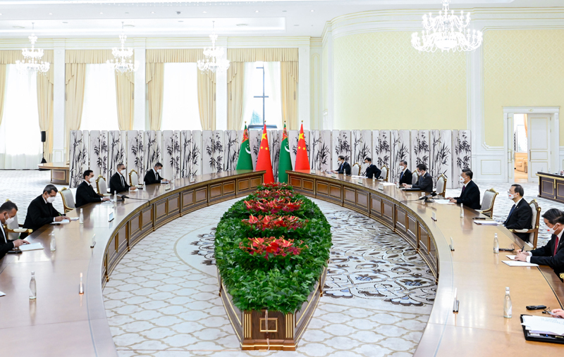 习近平会见土库曼斯坦总统